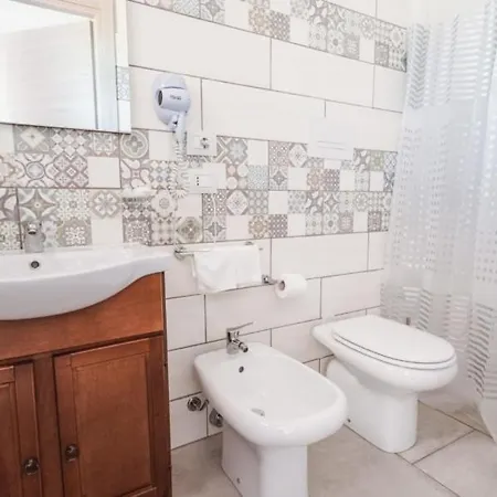 Hotel Guparza 3*