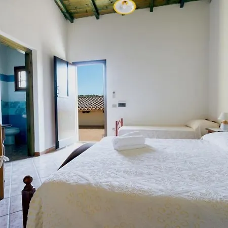 Guparza 3* Posada (Sardinia)