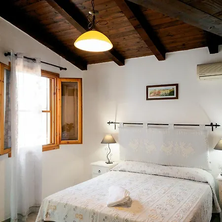 Guparza Alojamento de Turismo Rural Posada (Sardinia)